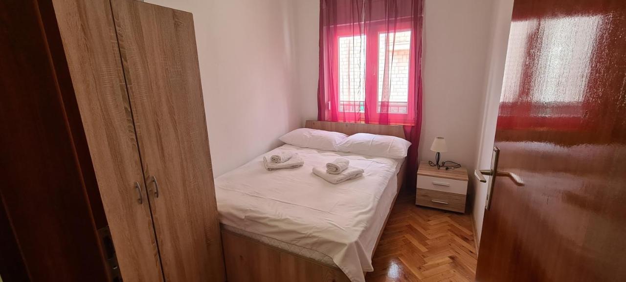 Apartmani Ivana Kaštela Buitenkant foto
